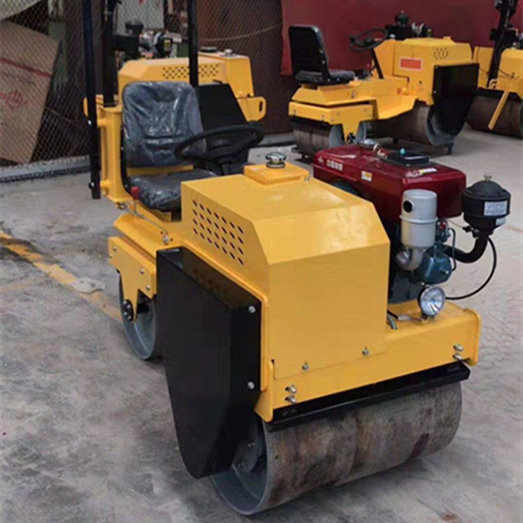 TY-850c双钢轮压路机 座驾式柴油压路机 小型压路机