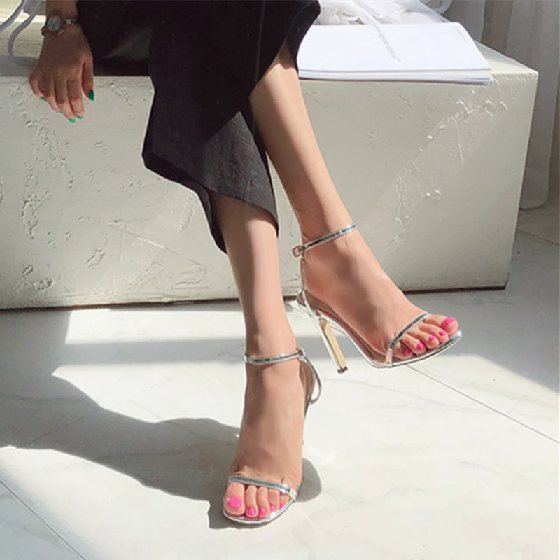 Черные летние туфли на high-heeled, сандалии на ремешке, коллекция 2023, тонкий ремешок