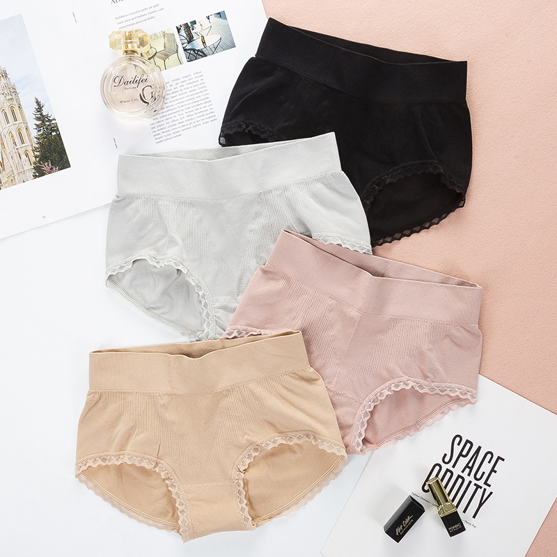 Lace underwear for hips shape correction