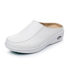 專注工作鞋30餘年白色護士鞋女真皮軟底氣墊透氣圓頭包頭半拖鞋