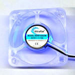 小型直流风扇散热器电风扇带灯5v静音5010透明滚珠散热风扇生产