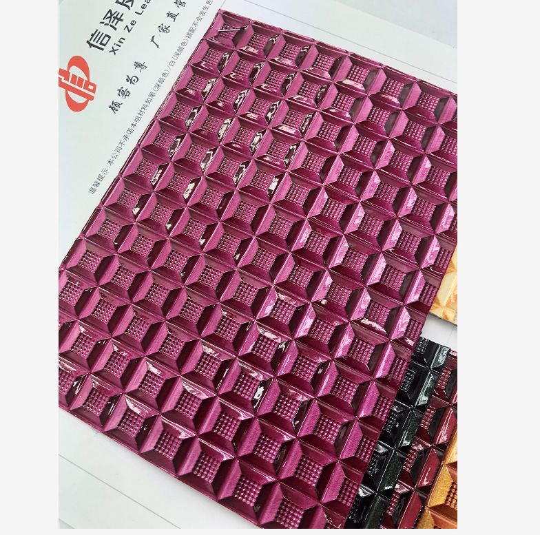 厂家自营新款料方格纹人造革箱包包装装饰皮料皮革厂家pu皮革面料