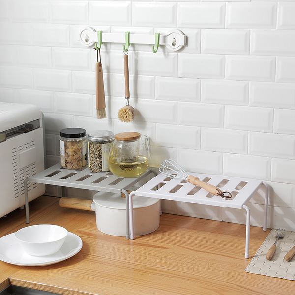 Set the kitchen