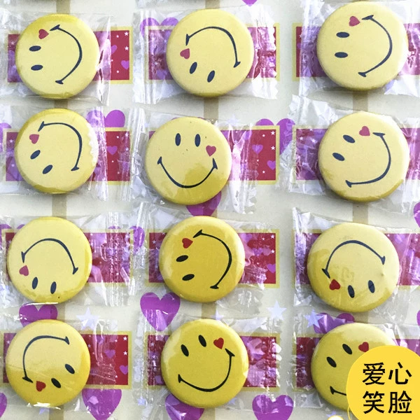 Diameter 3cm Cartoon Smile Face Star Star Moon Single Service Brand Catering Breast Brand Brand Brands