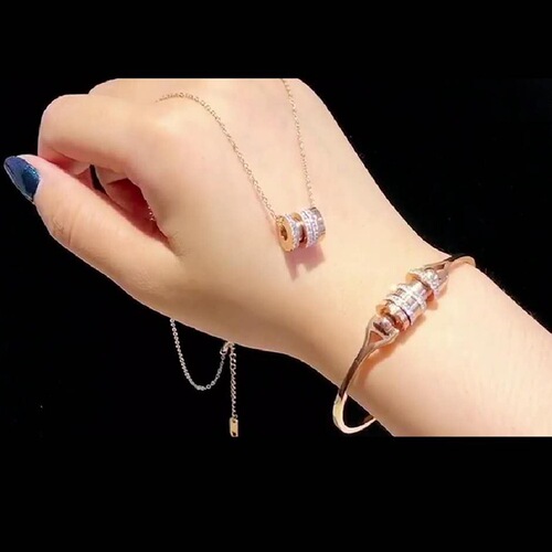 Korean style simple and versatile titanium steel bracelet and necklace set for women, Internet celebrity, non-fading, fresh jewelry for students and trendy people