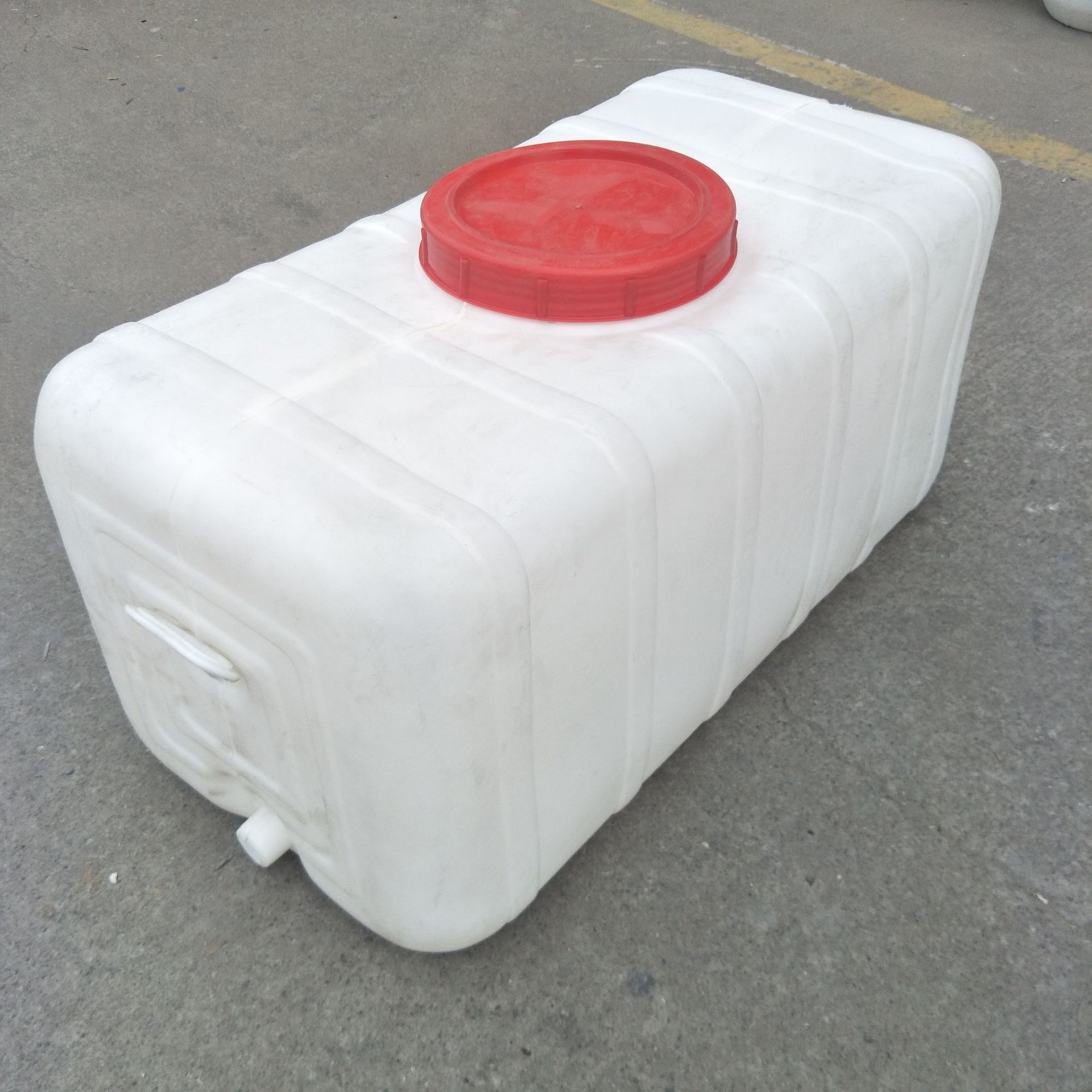 200L400L800L塑料卧式方桶民用桶太阳能桶运输方卧桶储水桶浇地桶