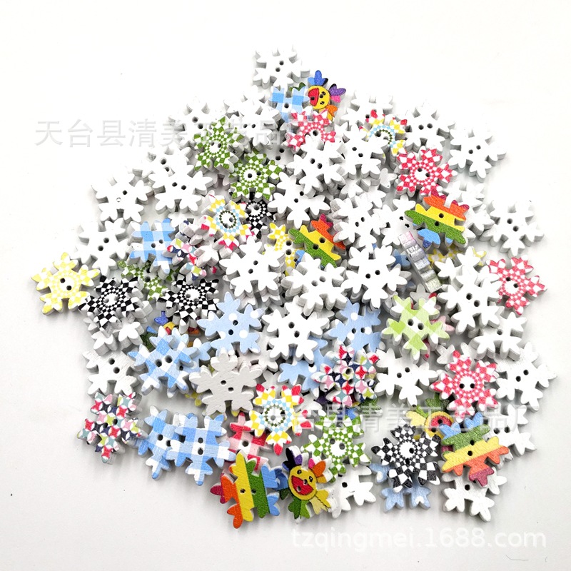 Copo de nieve impreso en color de 18mm Copo de nieve de madera de 4mm de espesor 100 piezas en un paquete