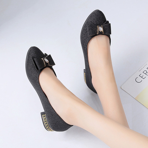 Mom's shoes sandals spring and summer bean shoes women's flat heel soft sole work shoes wedge heel single shoes casual shoes women's shoes