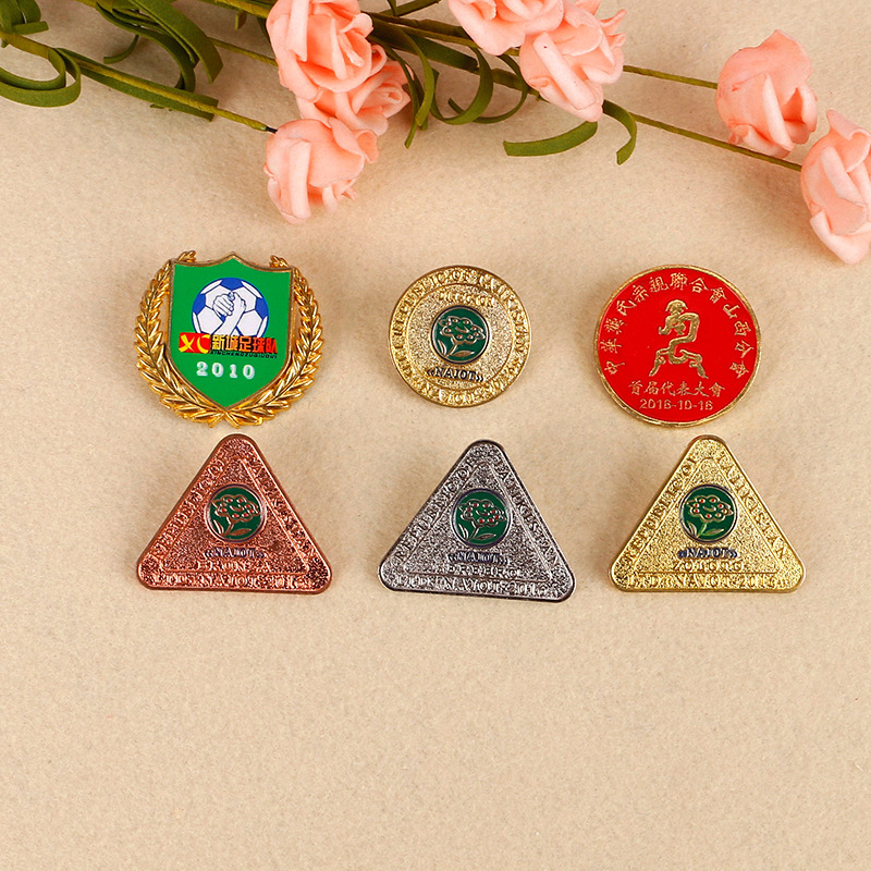 厂家供应挂徽烤漆徽章金属logo大小勋章胸章批发铭牌锌合金材质