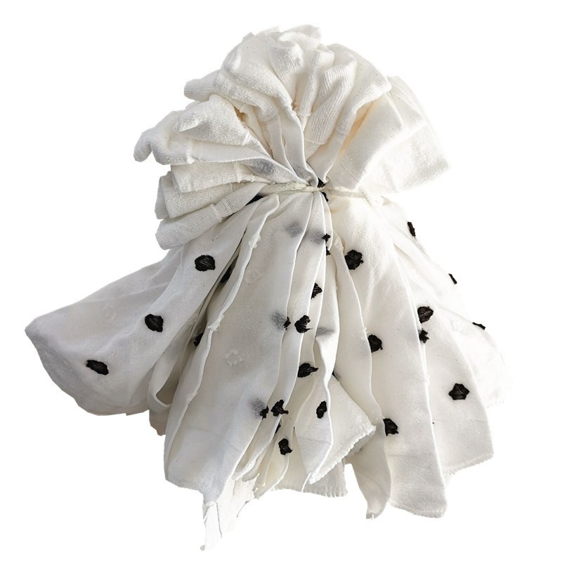 흰색 배경-검은 반점