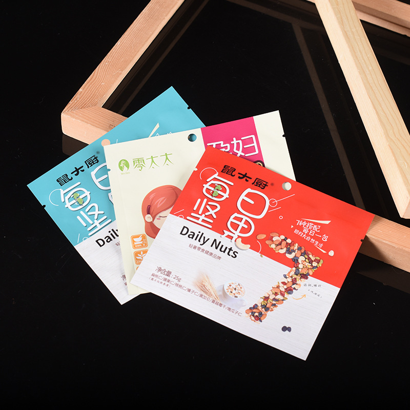 每日坚果袋干果食品包装袋牛皮纸自立袋瓜子红枣开窗自封袋子