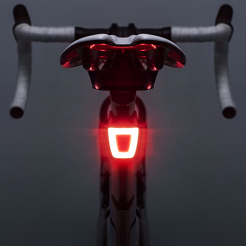 Locke Brothers Helmet Tail Light Bicycle Light Night Riding Warning Light USB Charging Highlight Waterproof Riding Equipment Locke Brothers Helmet Tail Light Bicycle Light Night Riding Warning Light USB Charging Highlight Waterproof Riding Equipment