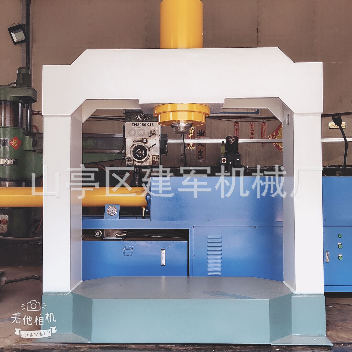 160吨叉车实心轮胎压胎机  可拆装多款工件