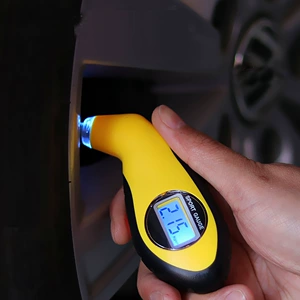 Avtomobil rəqəmsal displeyli təkər təzyiqölçən, yüksək dəqiqlikli elektron təzyiq detektoru