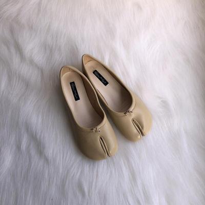 Apricot single shoes 1799-2