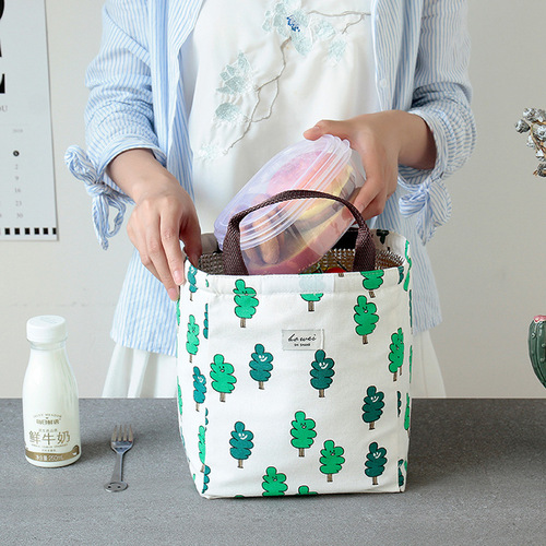 Insulated Aluminum Foil Lunch Bag with Waterproof and Thickened Design, Portable Hanging Outdoor Picnic Cooler Box with Ice Pack