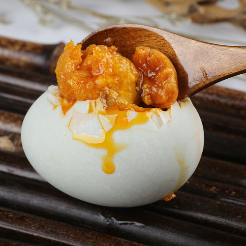 Shen Dan Oil Yellow Salted Duck Eggs with Red Yolk, 20 Pieces, Ready to Eat, Cooked