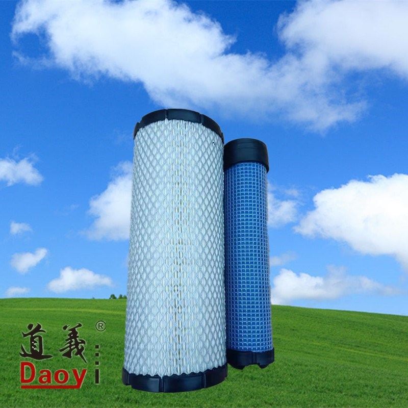 适配小松PC30/40/50挖掘机空气滤芯AF25551 P821575通用洋马55