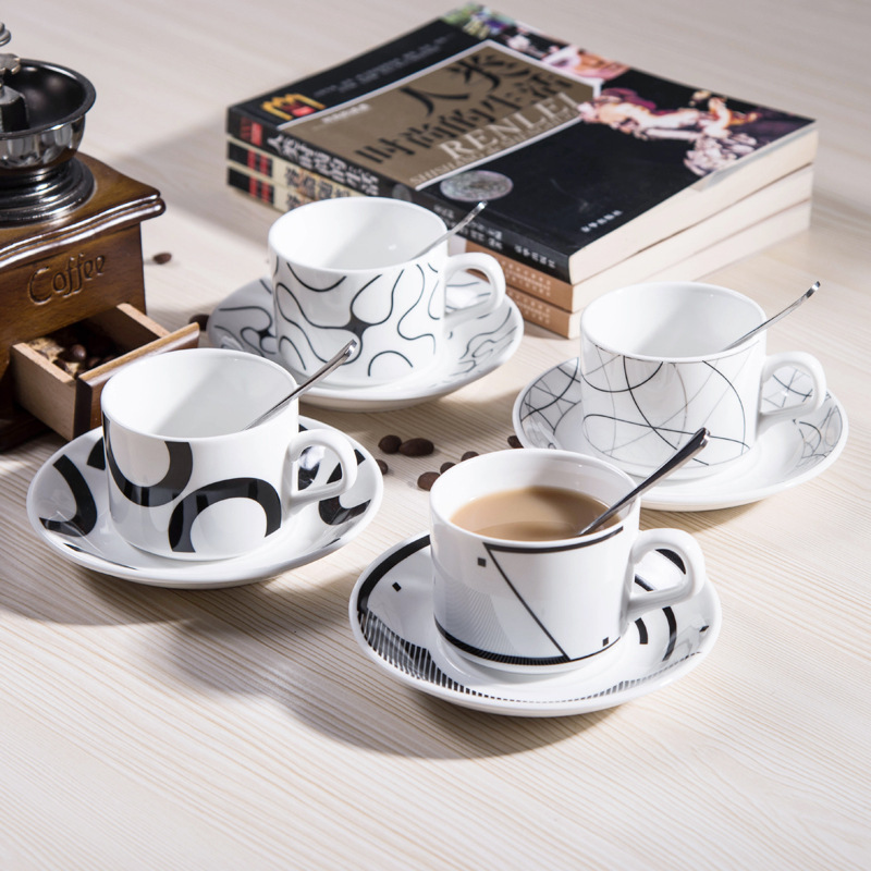 Tazas de cerámica tazas de agua tazas de café creativas con un conjunto completo de platos de 6 piezas al por mayor