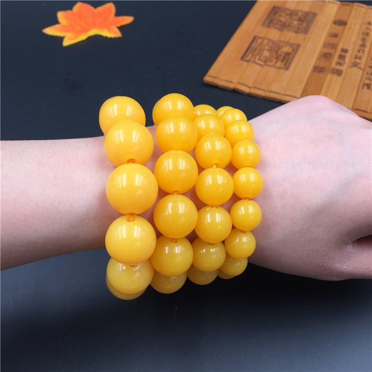 Imitation Beeswax Bracelet Chicken Oil Yellow Beeswax Bracelet for Women and Men Buddha Beads Golden Round Beads Old Honey Resin Single Circle Imitation Beeswax Bracelet Chicken Oil Yellow Beeswax Bracelet for Women and Men Buddha Beads Golden Round Beads Old Honey Resin Single Circle