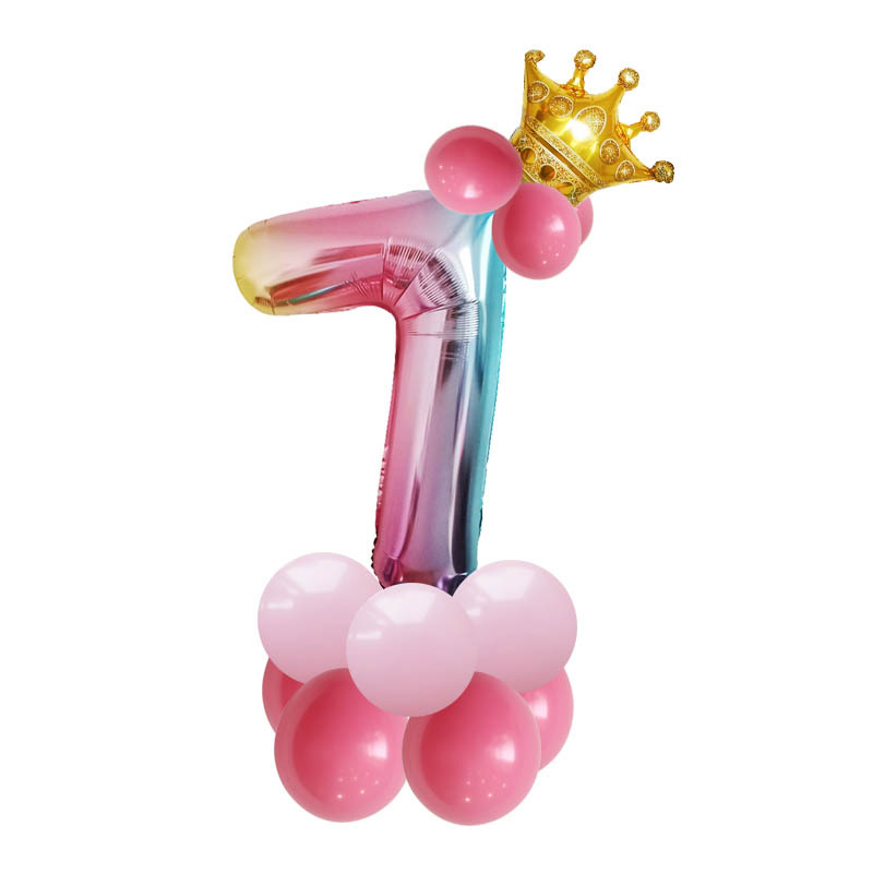 Globo de aluminio de número degradado de 32" con corona para cumpleaños