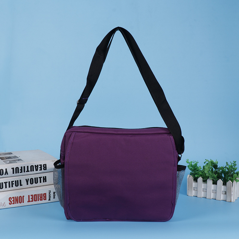 厂家批发韩版新款女包轻便牛津布包大容量吸磁拉链单肩斜挎包