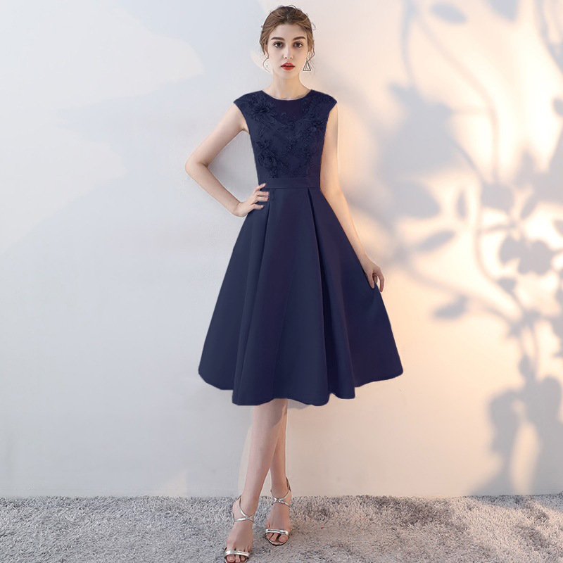 Vestido para mujer 2025 nuevo estilo coreano gris adelgazante vestido pequeño de fiesta elegante para banquete de noche.