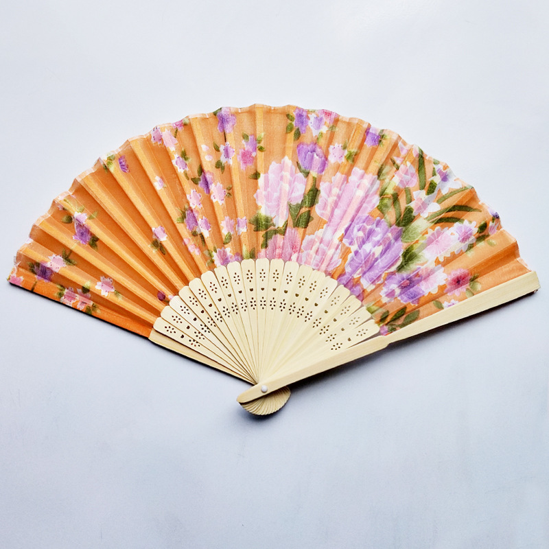 Hay en stock ventiladores impresos tela japonesa lote mezclado ventilador plegable ventilador de regalo de estilo japonés ventilador de seda femenina