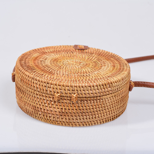 Factory direct supply rattan ins butterfly bag forest style retro literary handmade brown woven bag PU with flower lining