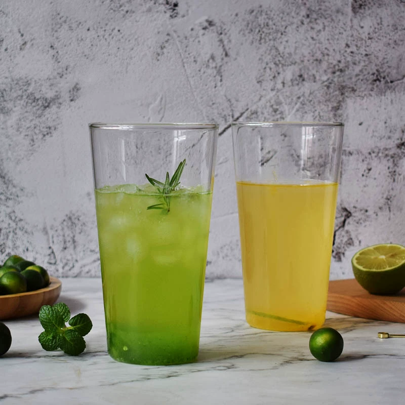 Transparent capacious tea cup, flavored tea, mousse, creative glass, simple and elegant design