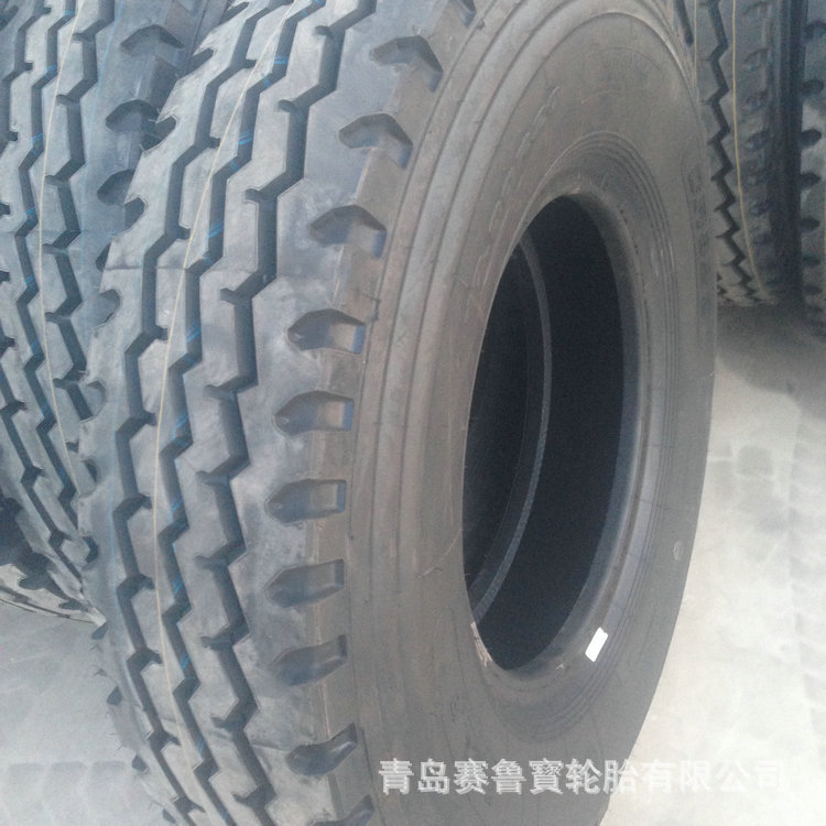 11.00R22   全钢丝子午线载重轮胎 加厚