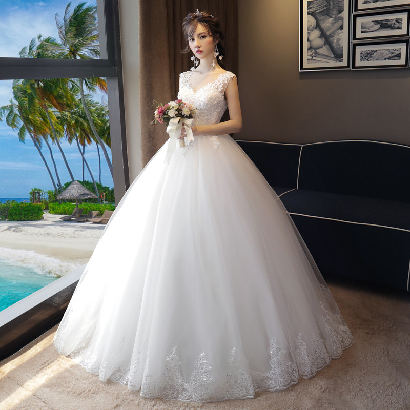 Vestido de novia de cintura alta para fotografía de viaje, largo hasta el suelo, blanco, sencillo, ajustado, favorecedor, modelo principal, nueva colección de verano 2026