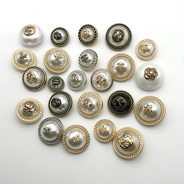 High -grade dual -g high -light pearl button sweater knitwear…