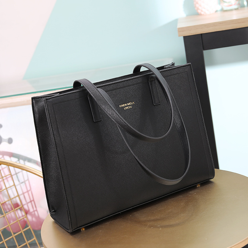 2022 New Women's Bag European and American Fashion Trend Foreign Trade Multi-compartment Commuter Large Bag Shoulder Large Capacity Handbag