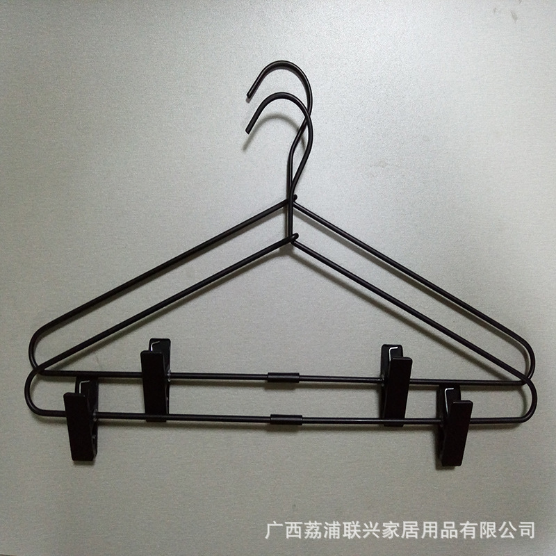 多功能铁艺衣架 带夹铁衣架 黑色彩色铁衣架酒店衣架