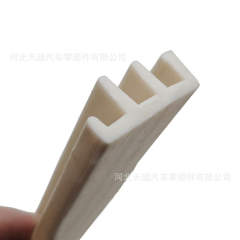 生产硅胶异型耐高温橡胶条  乳白色硅胶E型密封条 硅胶山字型胶条