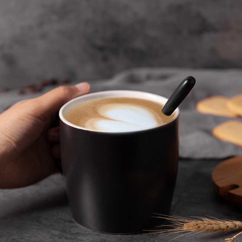 Taza de cerámica taza de café taza de agua taza de oficina taza de publicidad con cubierta cuchara impresión LOGO