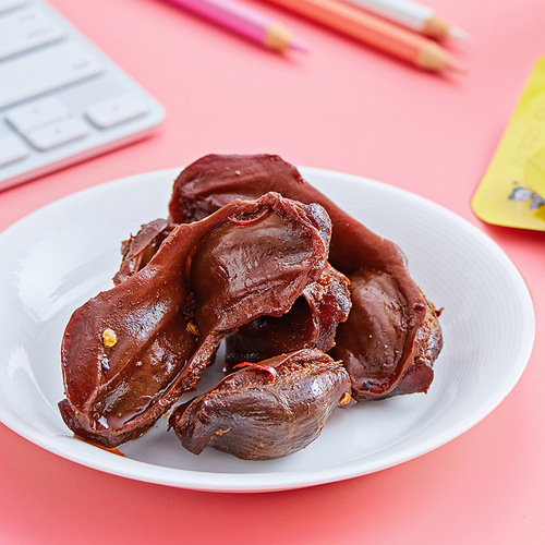 Chouzhou Duck Gizzard 110g Spicy Sweet Hubei Wuhan Specialty Meat Preserved Snack Duck Gizzard Duck Meat Sliced