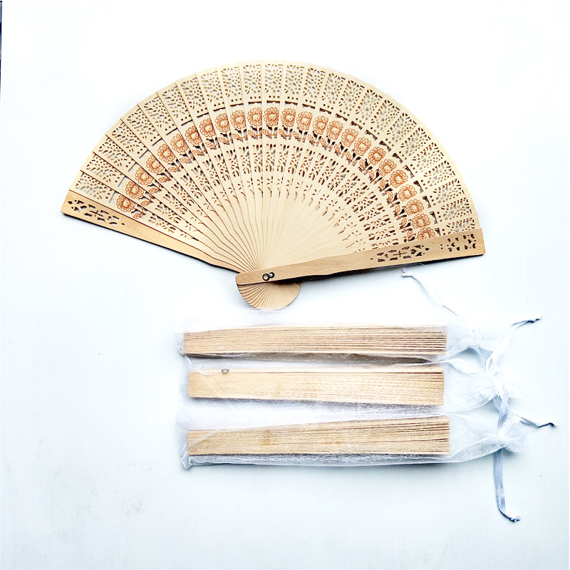 Hay en stock ventilador plegable de madera transfronterizo boda ventilador de madera con embalaje 4 tipos de embalaje opcional