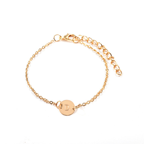 Cross-border hot-selling new round 26 English alphabet bracelet for women, simple and personalized, 26-letter beach pendant
