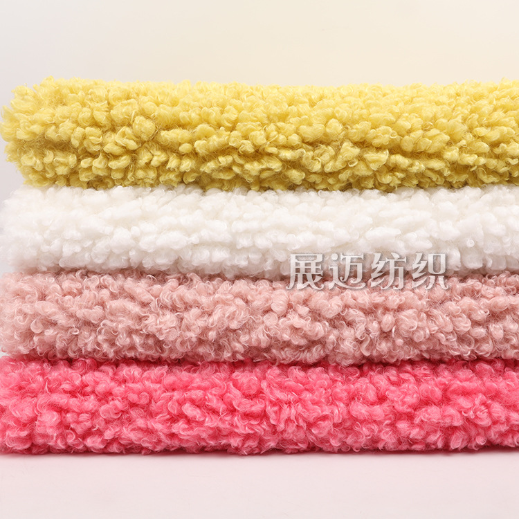 2019新款全涤700g波卡拉 288支单面绒 时尚潮人服装用料 现货供应