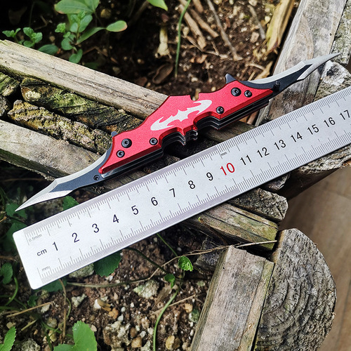 Manufacturer Direct Supply Bat Tool Knife Outdoor Portable Self-defense Mini Folding Knife Bat Folding Knife Dual-Edged Sharp