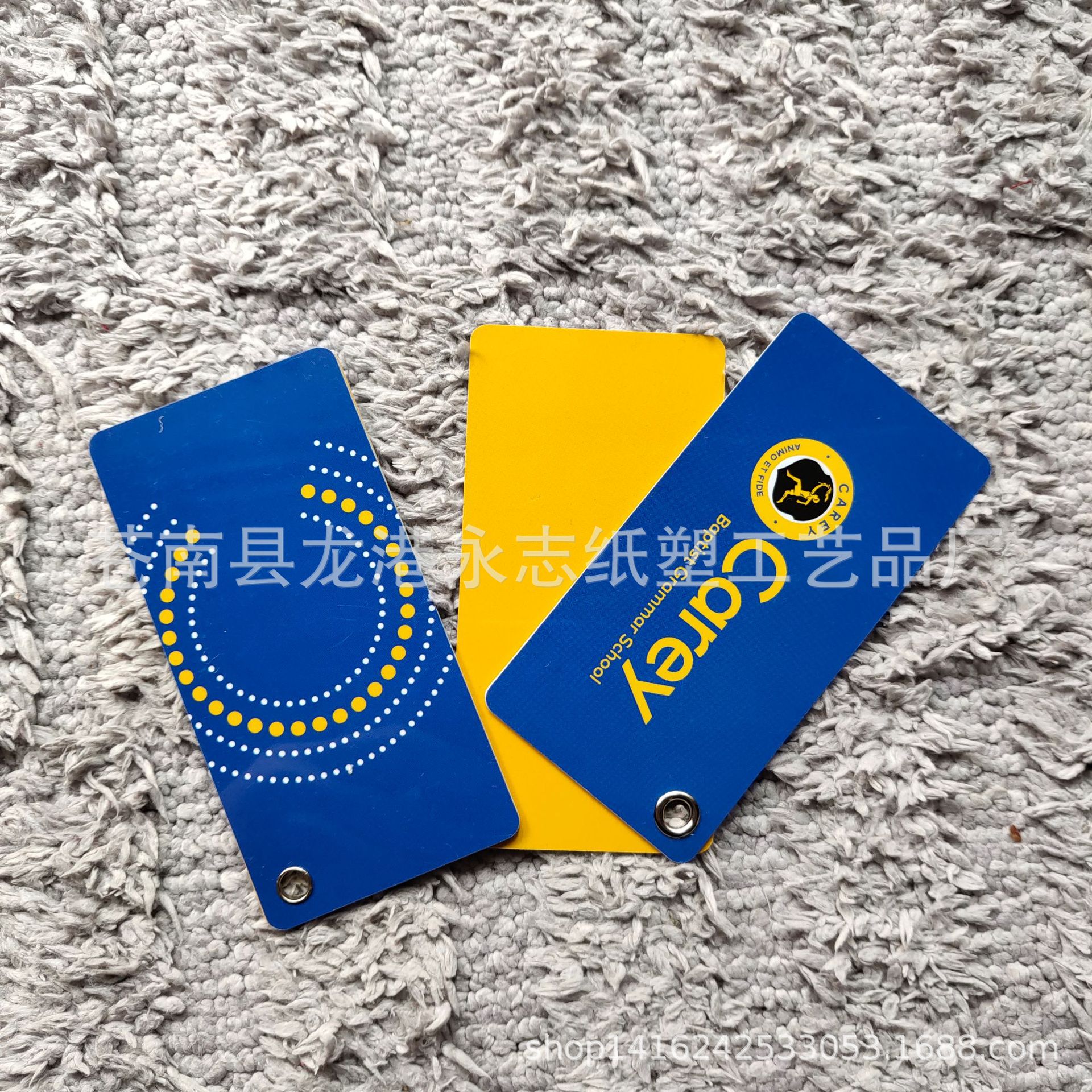 厂家供应PVC行李吊牌，硬质PVC吊牌登机识别卡牌行李托运挂牌吊牌