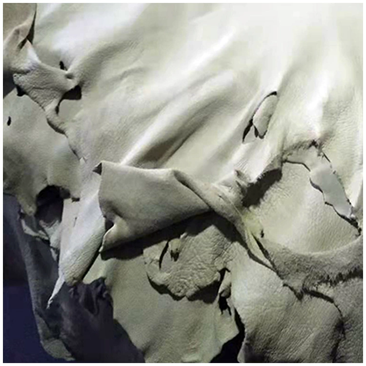 Бежевый верхний слой свиной кожи толщиной 0,8-1,0 подходит для защитных перчаток.