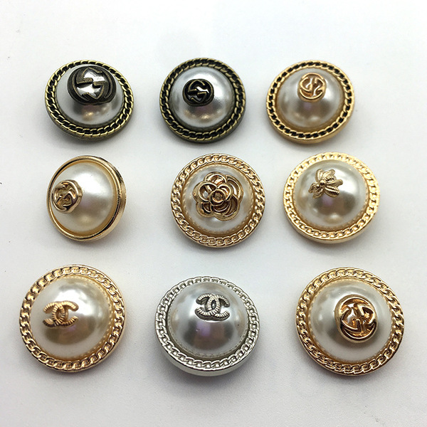 High -grade dual -g high -light pearl button sweater knitwear…