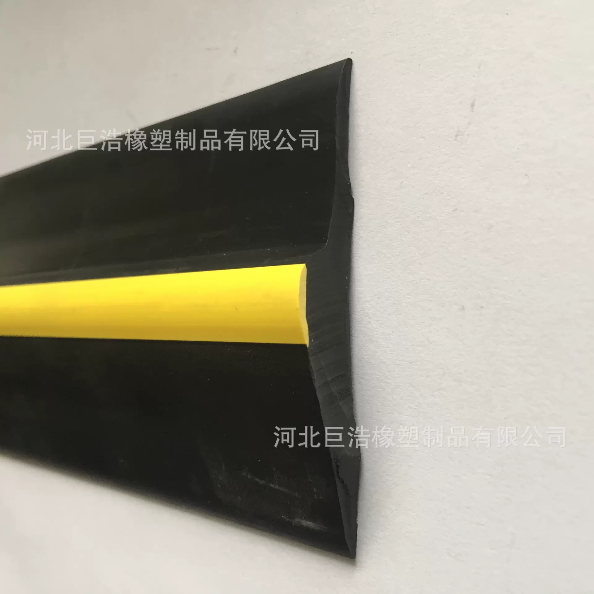 供应车库门槛密封条 车库防水 防尘专用PVC橡胶条