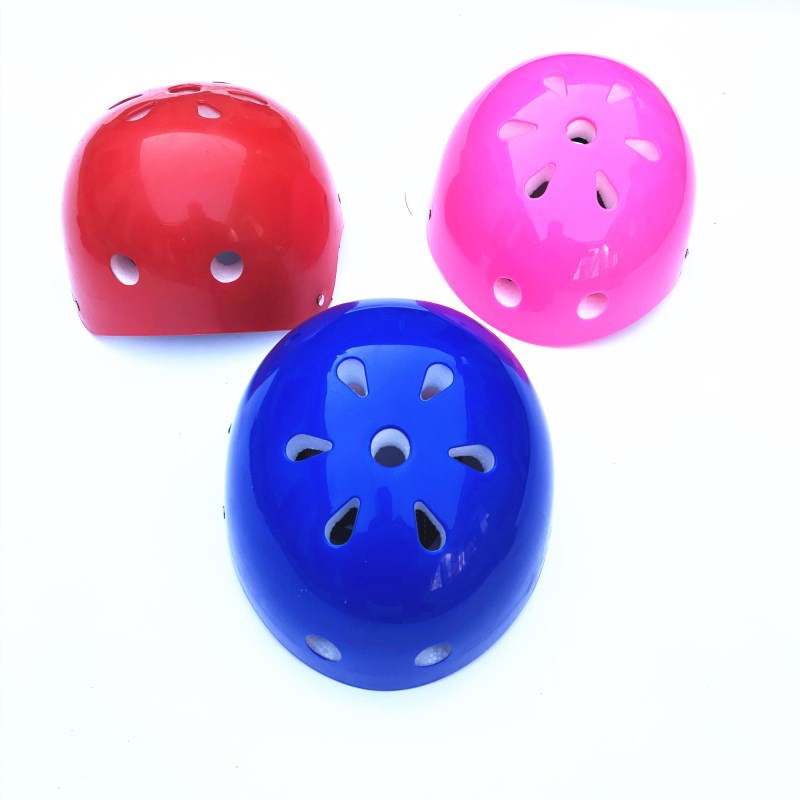 Factory direct supply children's skateboard riding rock climbing plum blossom helmet balance wheel skating children's protection helmet cross-border