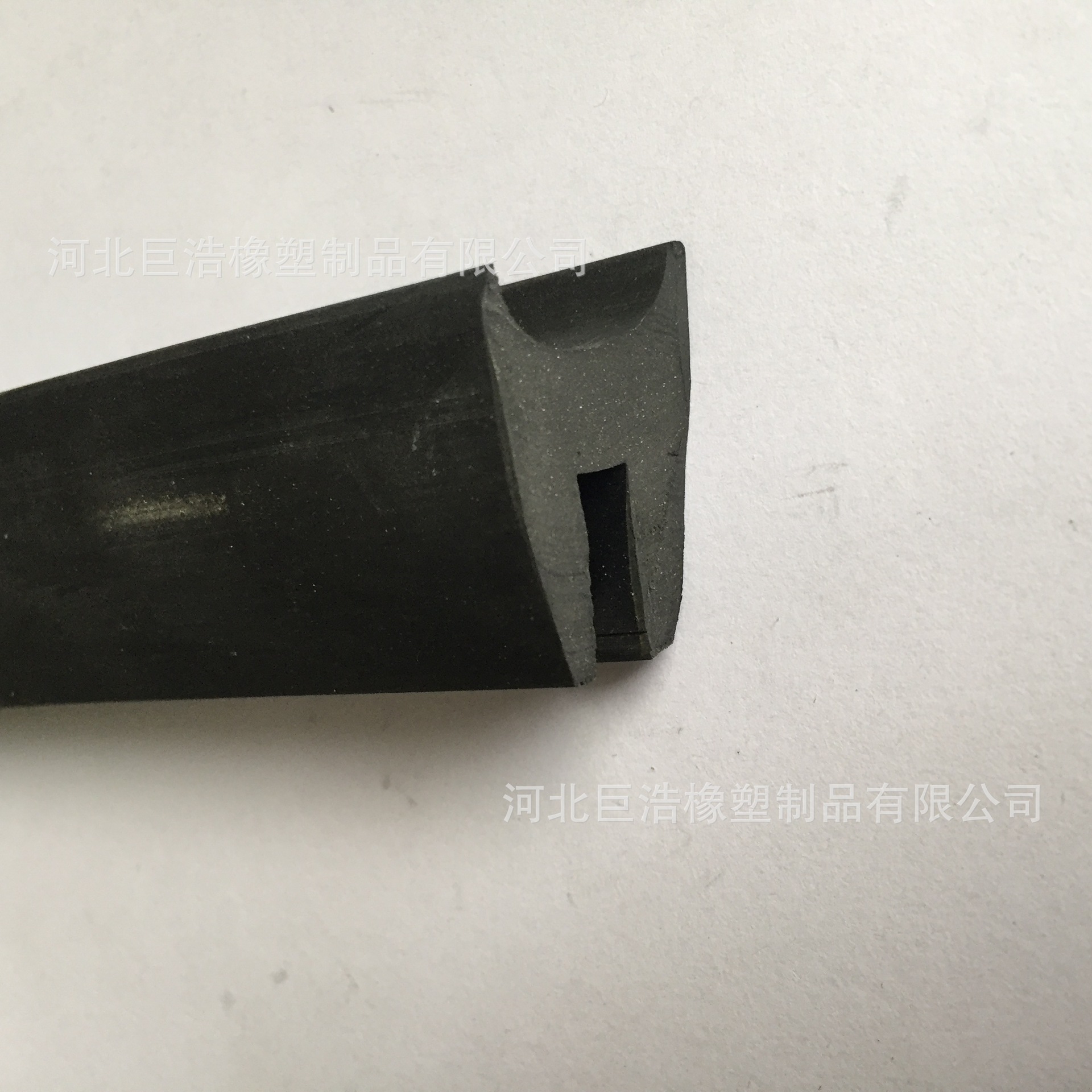 燕尾型密封条 固定台座止浆条 三元乙丙汽车密封条 v型密封条