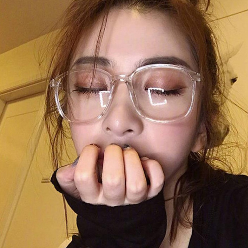 European and American-style transparent eyeglass frames 8852—celebrity-inspired, trendy plain-lens glasses in the 