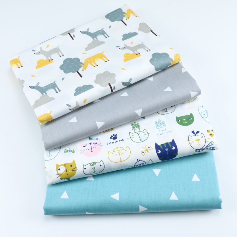 卡通猫咪三角印花布 儿童床品亲肤纯棉面料 幼儿园三件套斜纹布料